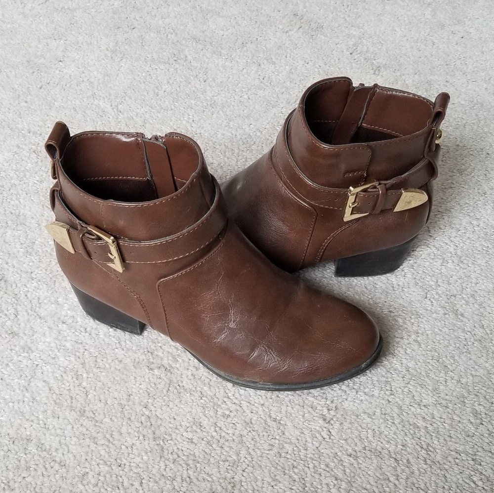 Unisa Brown Leather Ankle Booties
